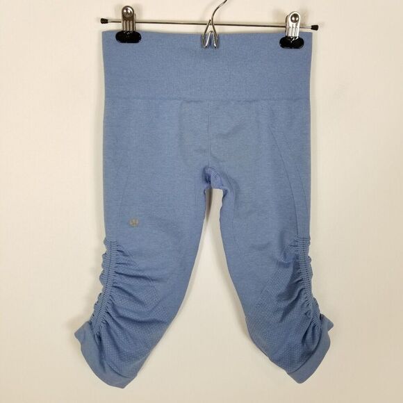 Lululemon Women's In The Flow Cropped Leggings Sz 6 Blue Athletic Pants Yoga - Picture 2 of 4